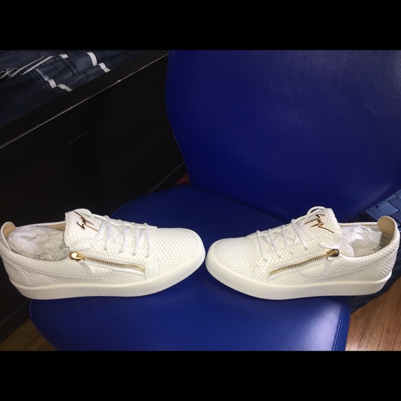 Giuseppe Zanotti Men’s Double Zip Leather Sneakers - Picture 3 of 8